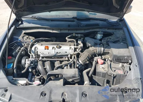 2011 Honda Accord 2.4 Lx из США, поврежденный, VIN 1HGCP2F39BA053039